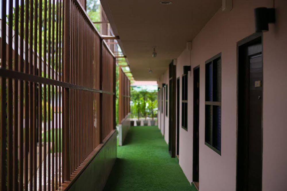 Calla Lily Boutique Residence Chiang Mai Exteriör bild